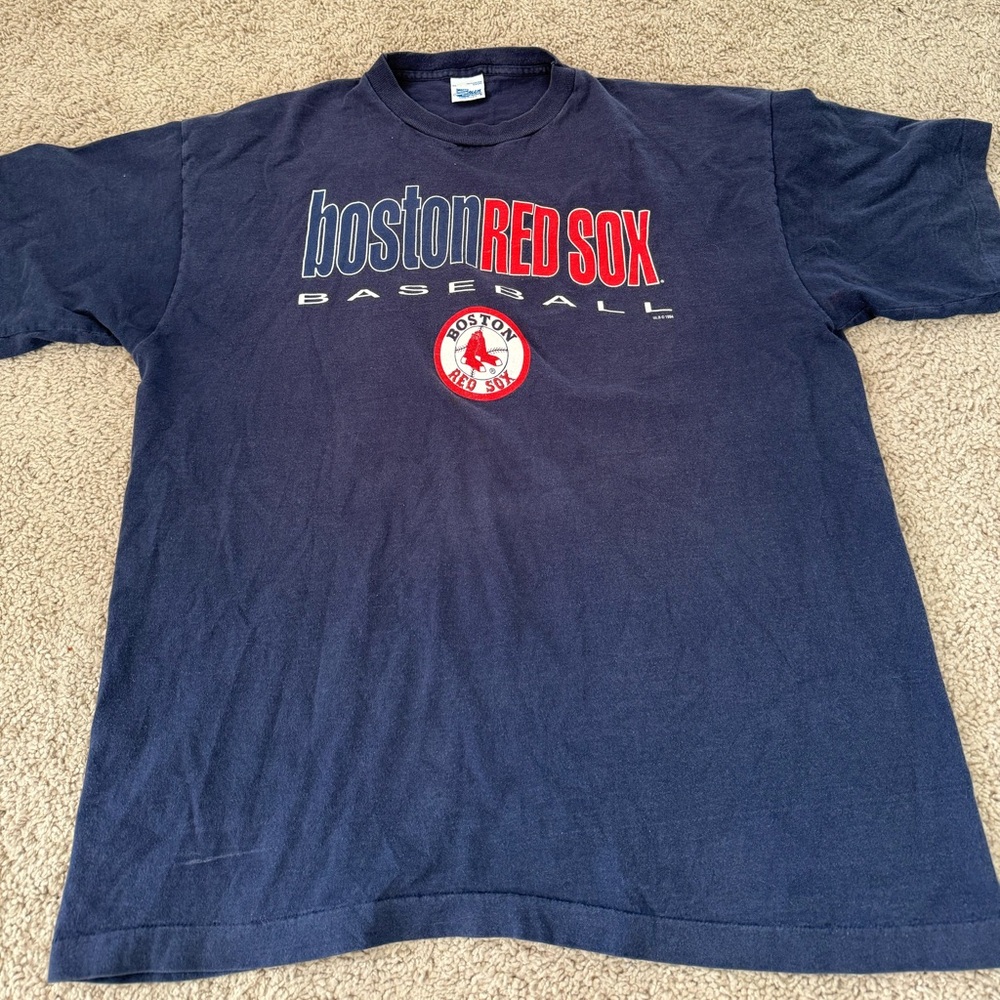 Boston Red Vintage T-Shirt